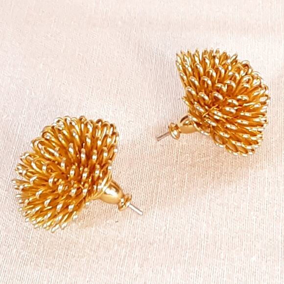 Spike Dome Stud Earrings Gold Tone Post Back - Picture 6 of 8
